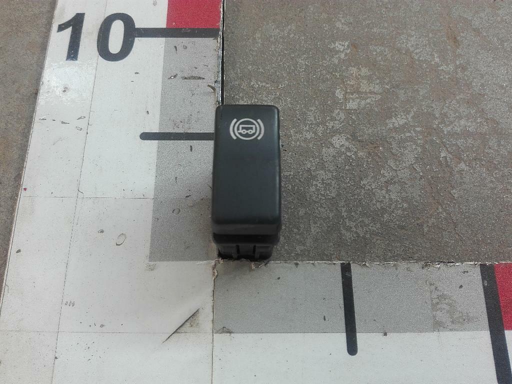 Клавиша тормоза прицепа б/у