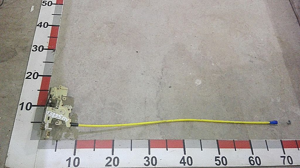 Замок правой двери торцевой б/у