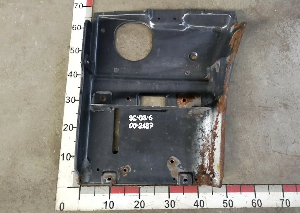 Корпус ступеней левый б/у