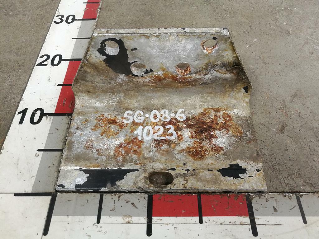 Кронштейн задней подушки подвески верхний б/у