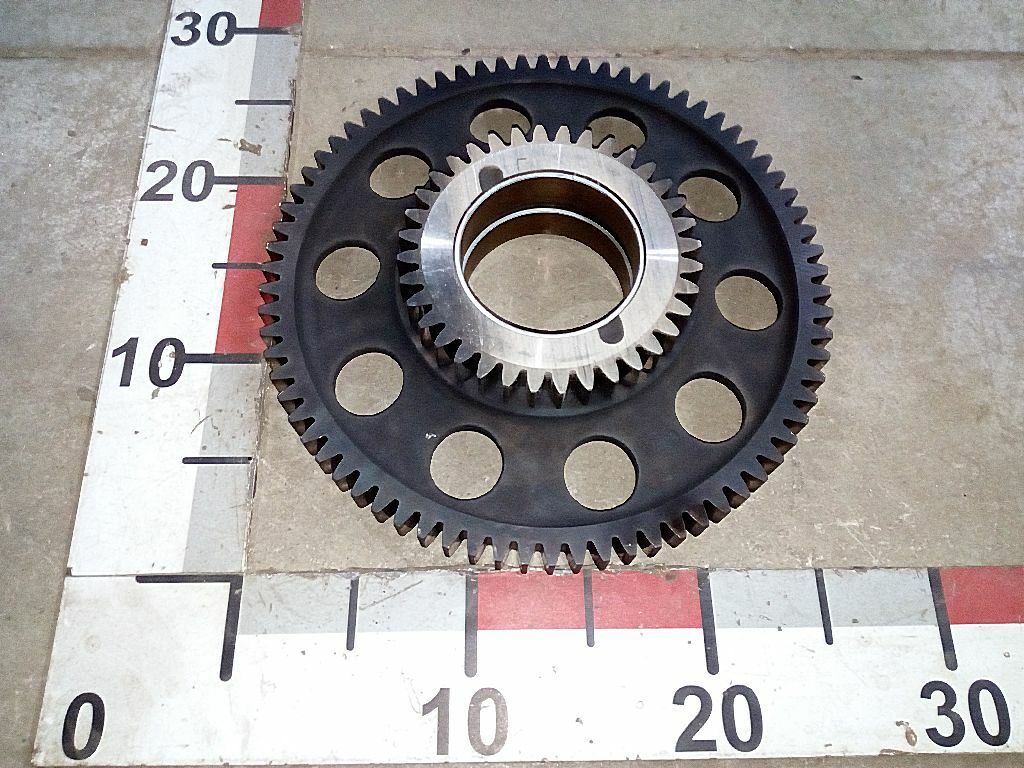 Шестерня грм промежуточная D2066 б/у