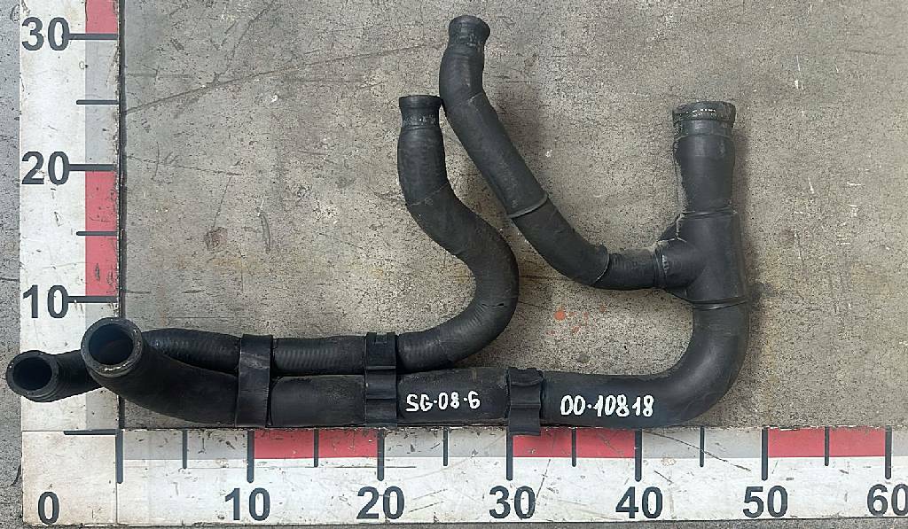 Патрубок печки б/у