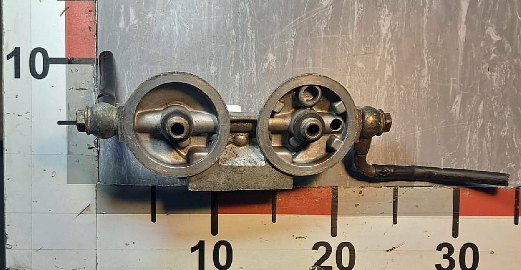 Кронштейн топливного фильтра б/у