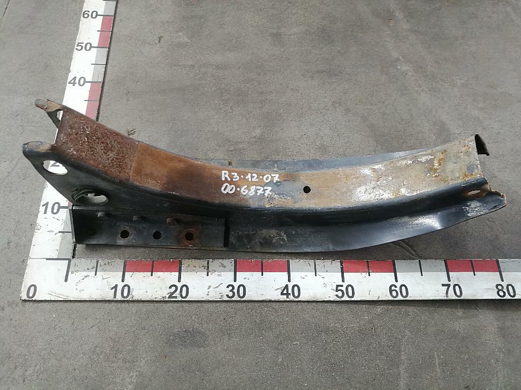 Кронштейн топливного бака б/у