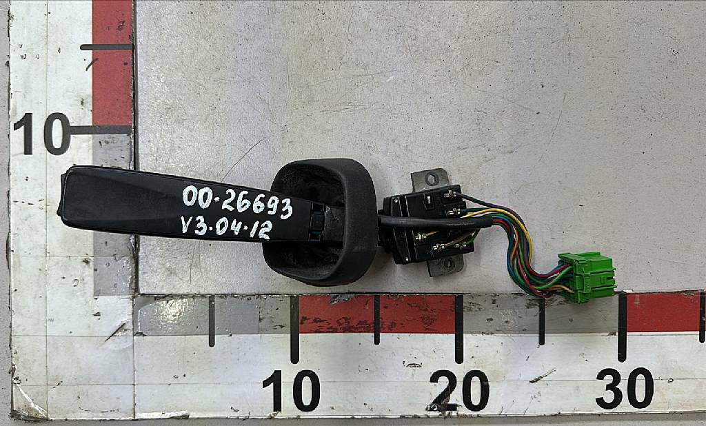 Переключатель стеклоочистителей подрулевой б/у