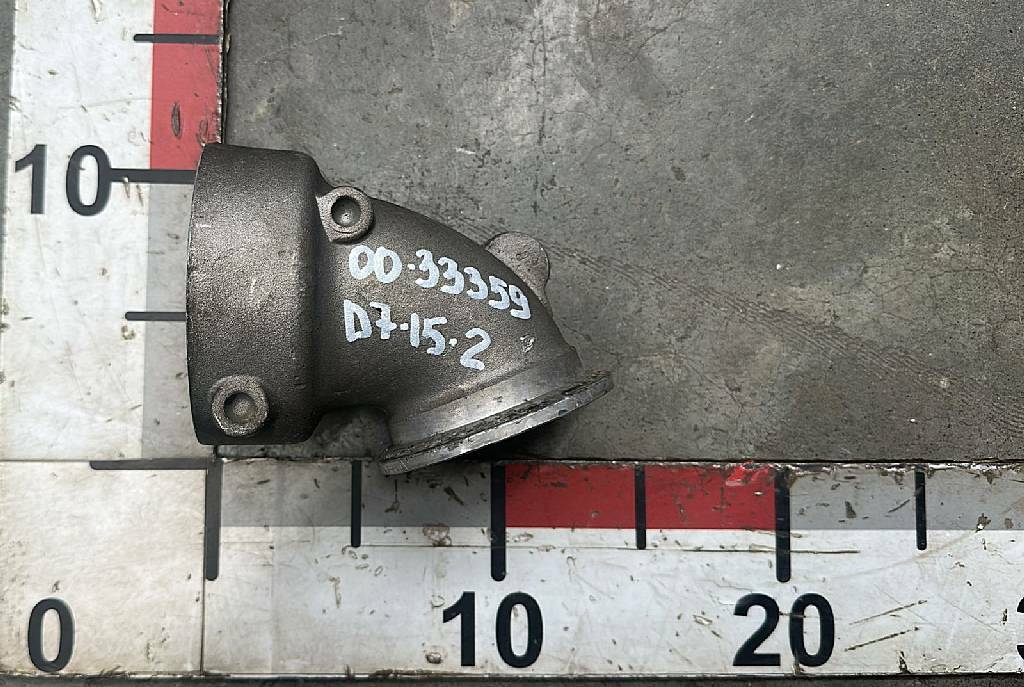 Патрубок интеркулера MX13-340 б/у