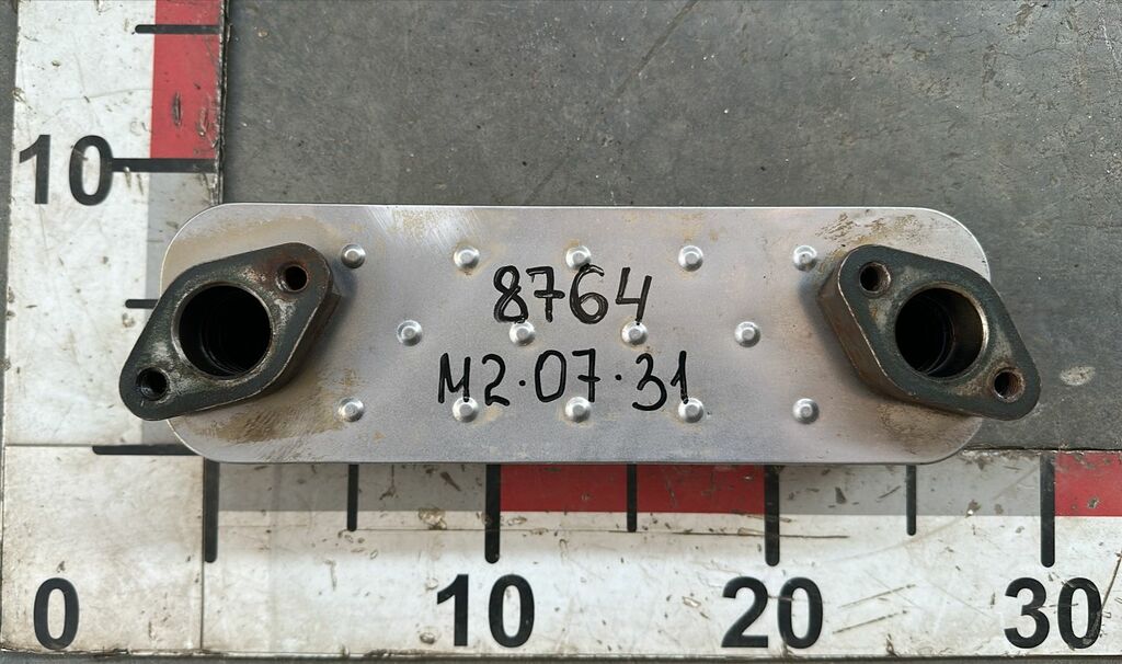 Теплообменник двигателя масляный D2066 б/у