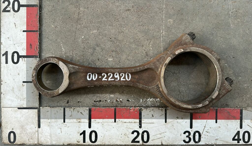 Шатун D2066 б/у