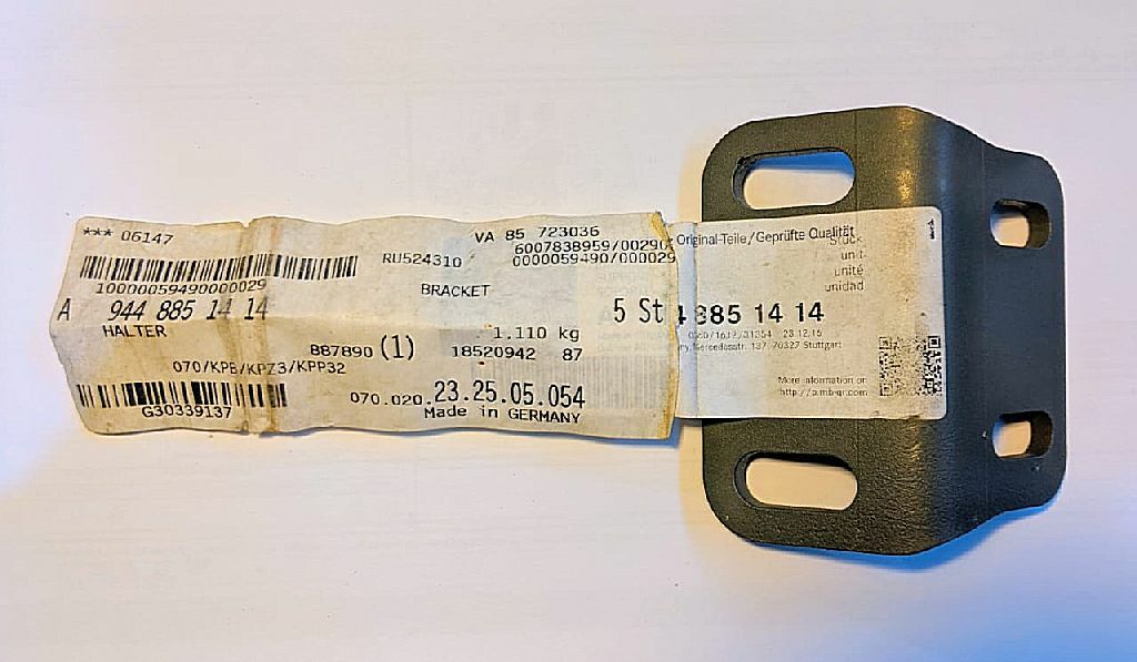 Крепление бампера