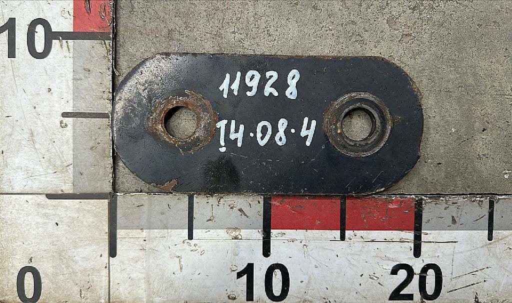 Серьга передней рессоры задняя б/у