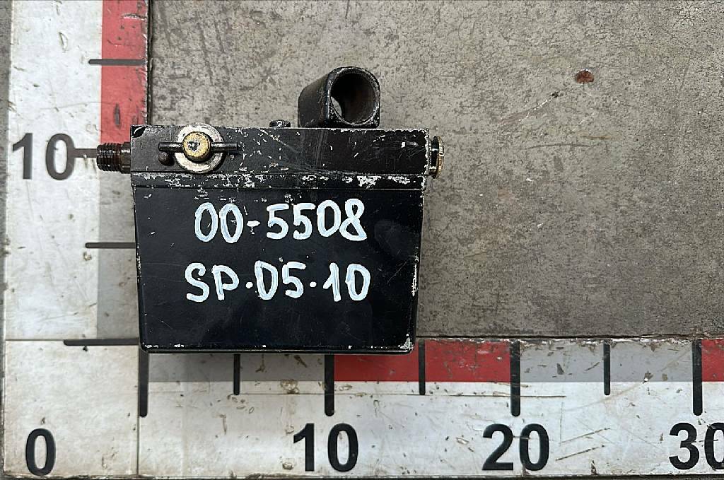 Насос подъема кабины б/у