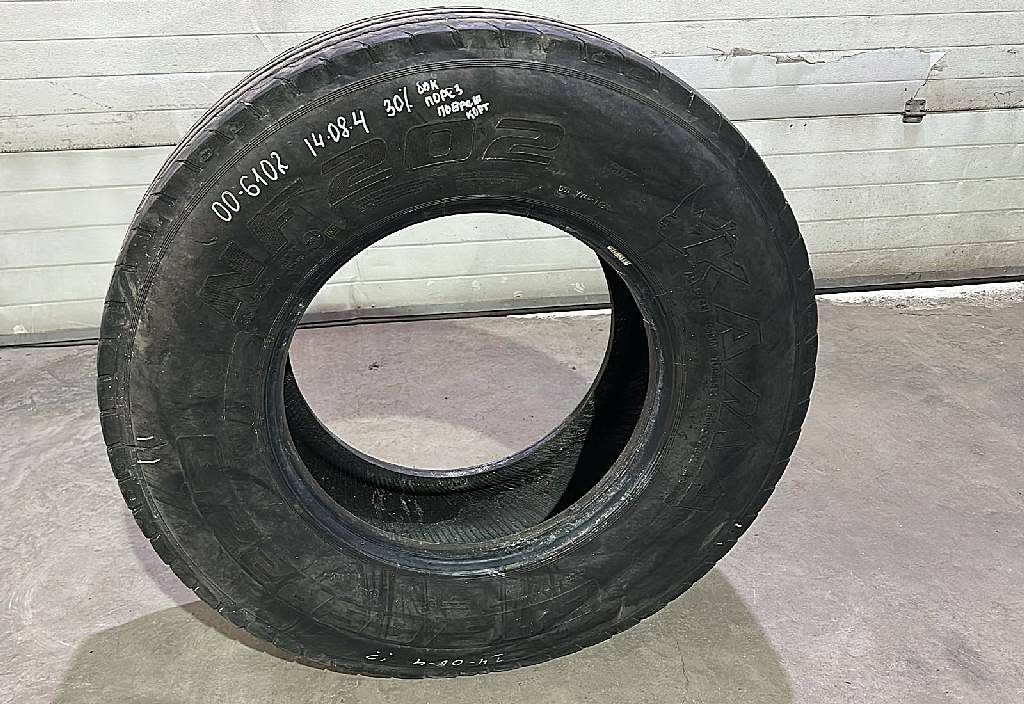 Шина передняя 385/65 б/у