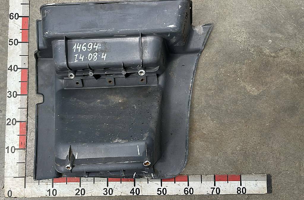 Корпус ступеней правый б/у