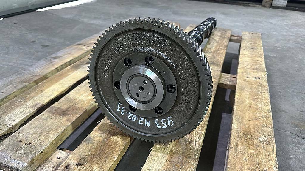 Распредвал D2866 б/у