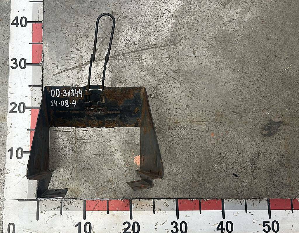 Крепление противооткатного упора б/у