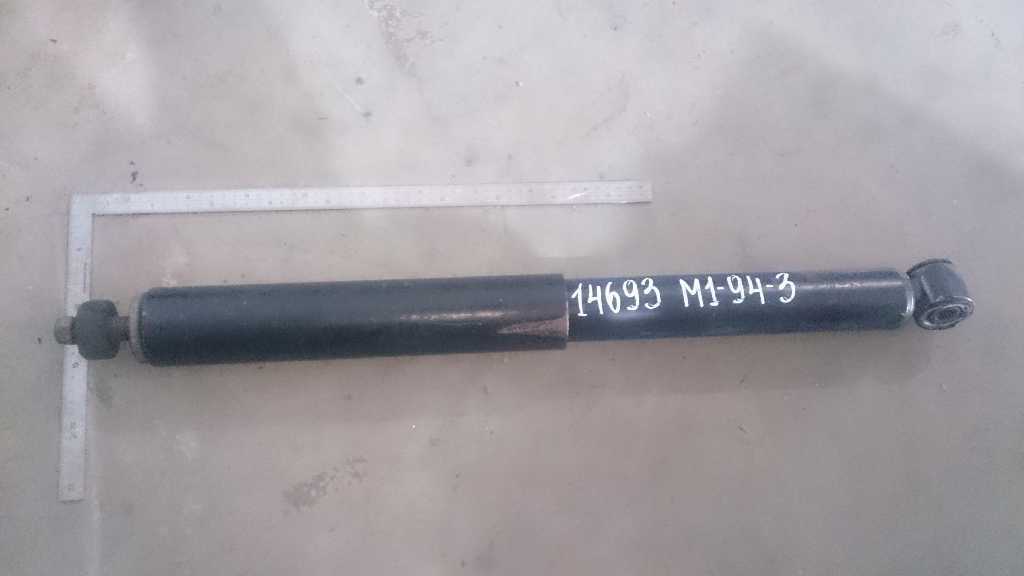 Амортизатор передней подвески б/у