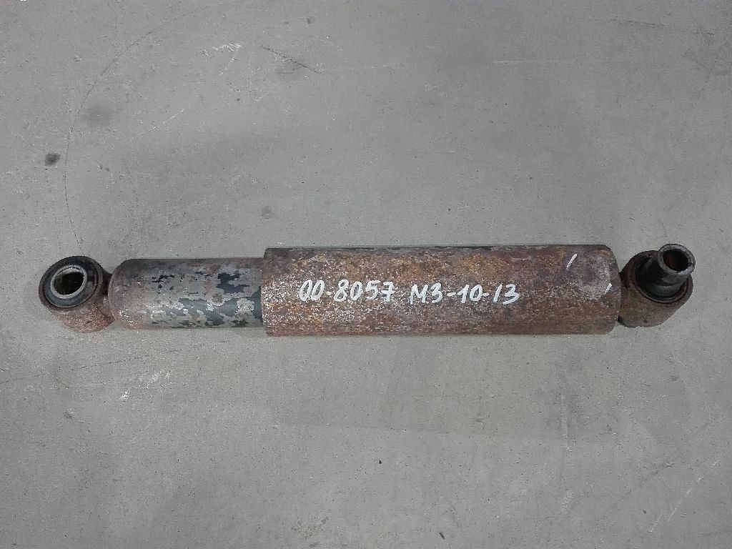 Амортизатор передней подвески б/у