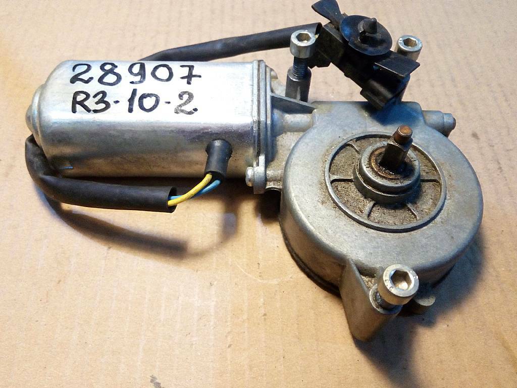 Моторчик правого стеклоподъемника, б/у