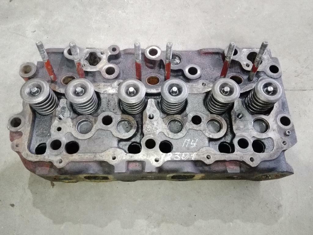 Головка блока цилиндров 8460.41K, б/у