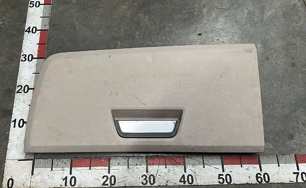 Крышка левого ящика верхней консоли б/у
