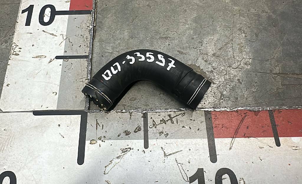 Патрубок бачка ГУРа б/у
