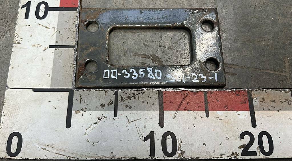 Простака верхнего кронштейна заднего амортизатора б/у