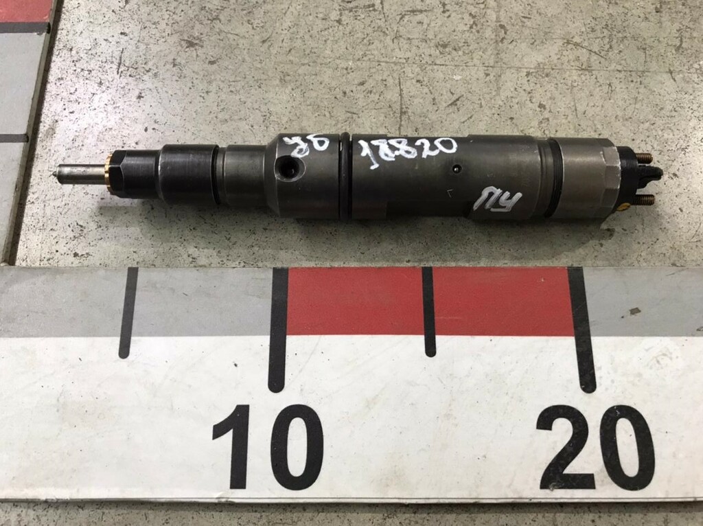 Форсунка топливная D2876, б/у