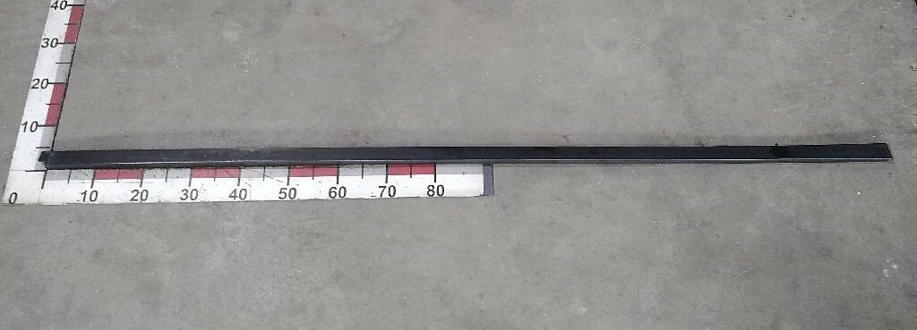 Водосток кабины левый б/у