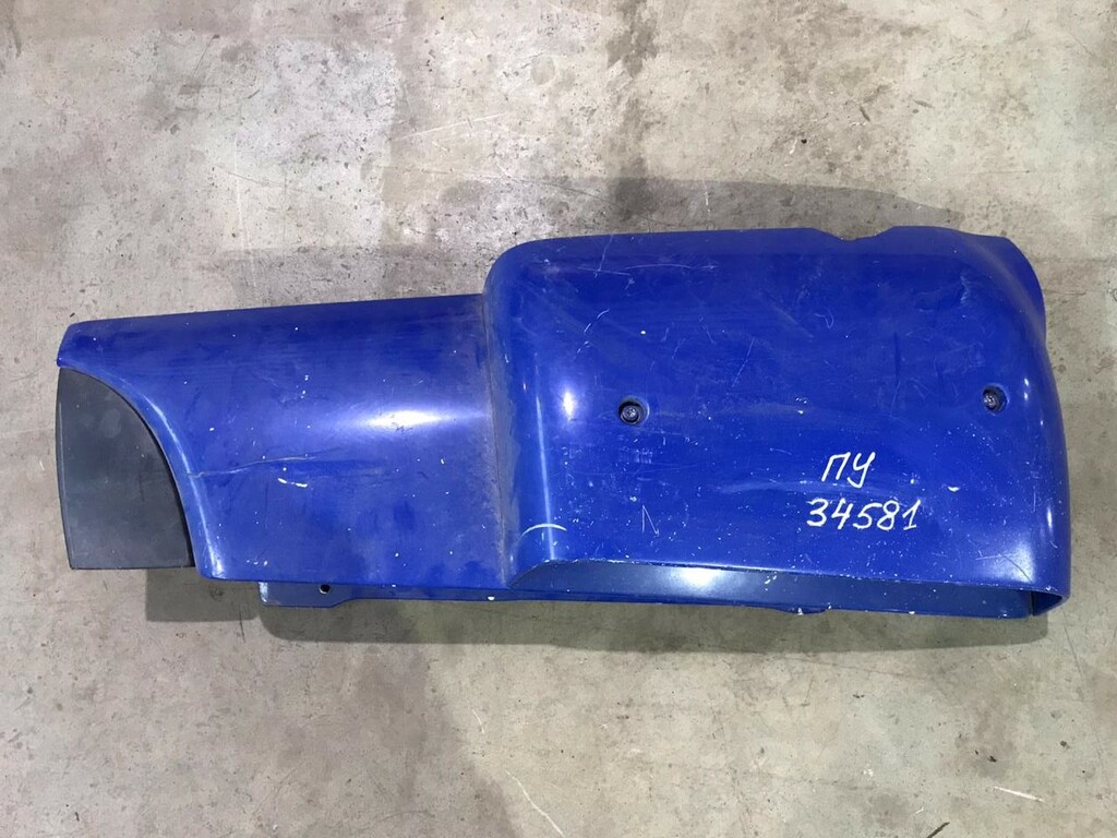 Дефлектор левого угла кабины, б/у