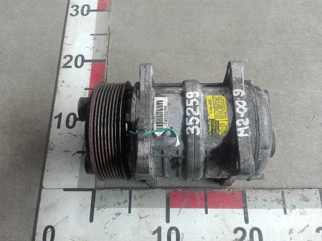 Компрессор кондиционера D2866, б/у