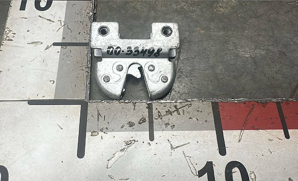 Замок капота б/у