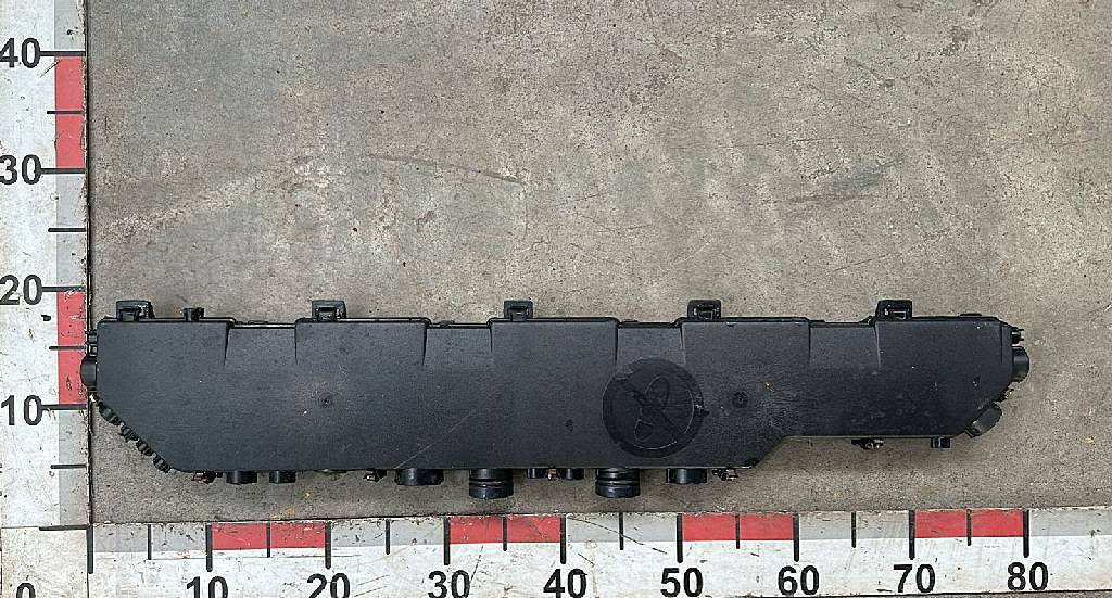 Корпус проводки двигателя б/у