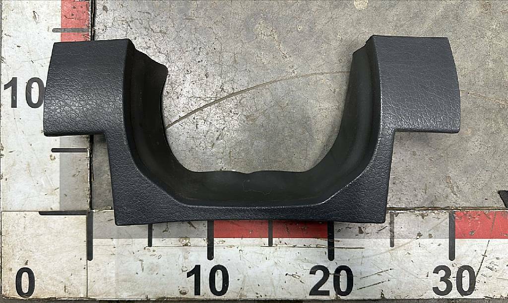 Накладка панели приборов б/у