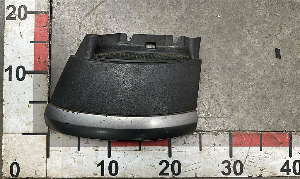 Накладка панели приборов б/у