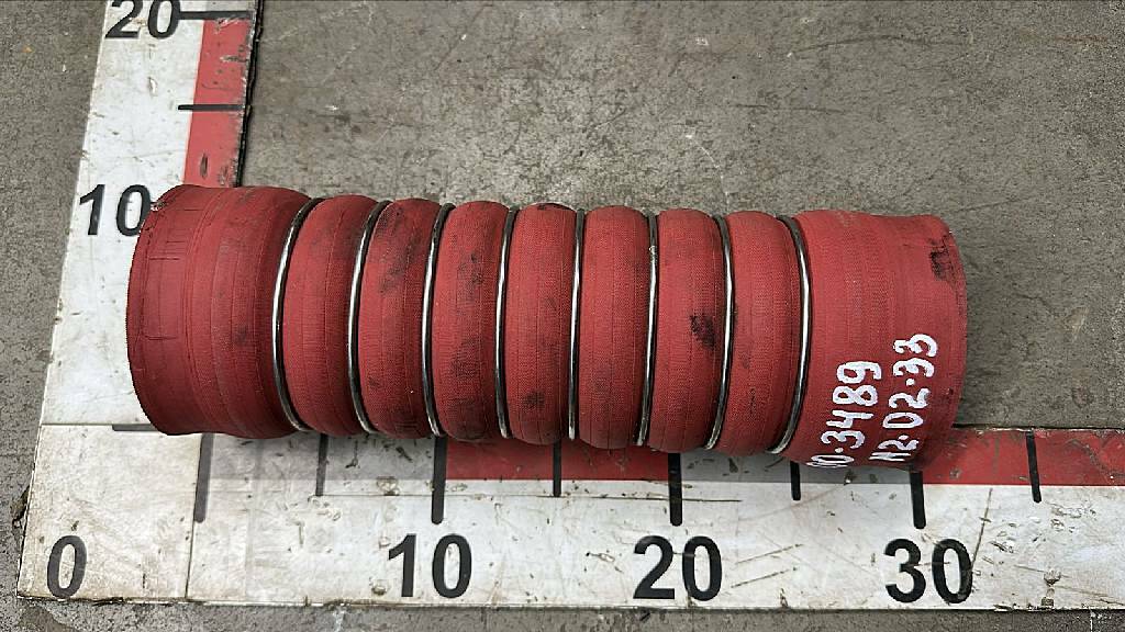 Патрубок интеркулера б/у