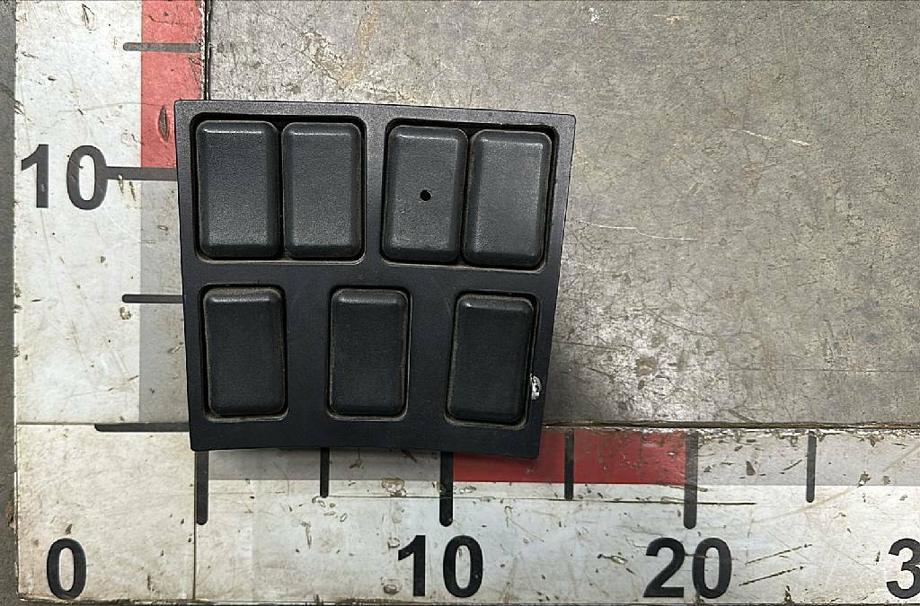 Рамка клавиш б/у