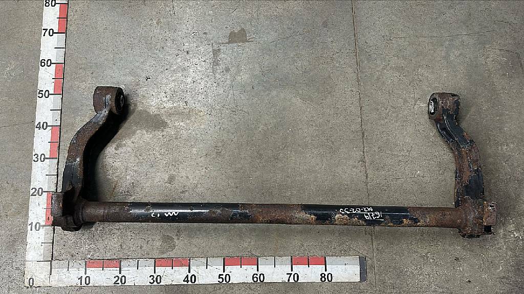 Стабилизатор кабины б/у