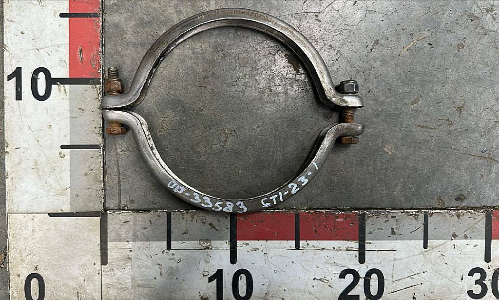 Хомут выпускной системы б/у