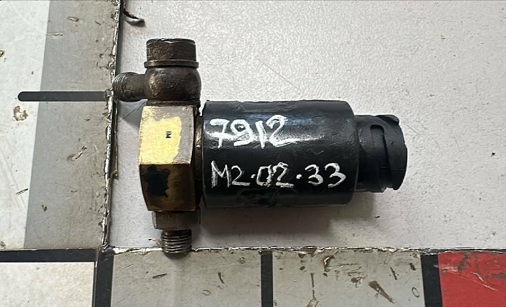 Клапан электромагнитный б/у