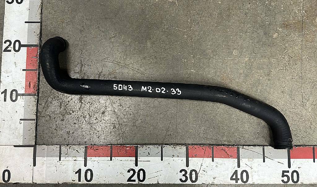 Патрубок бачка гура б/у