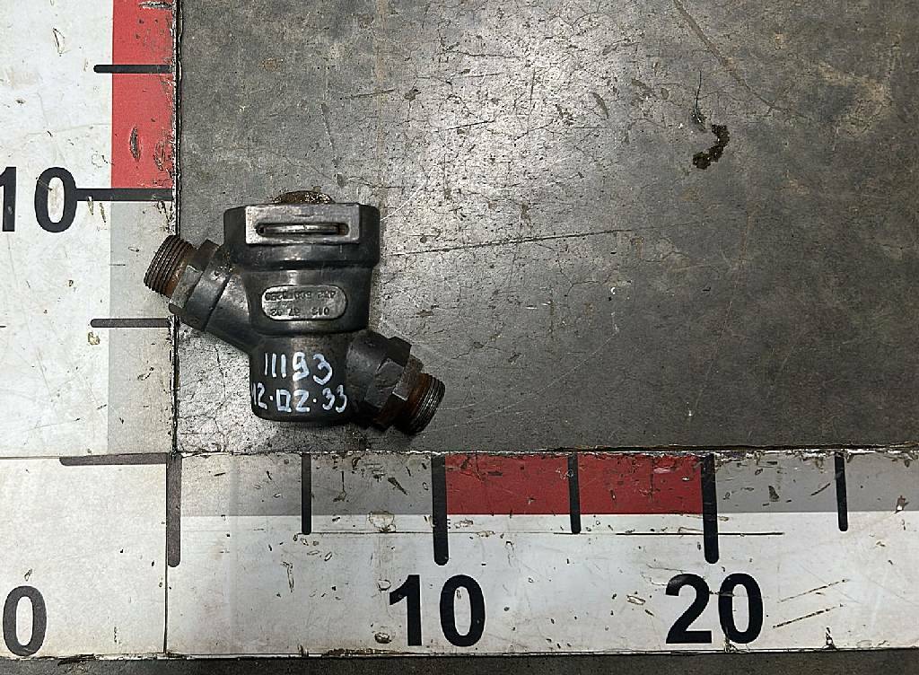 Фильтр пневматической системы б/у