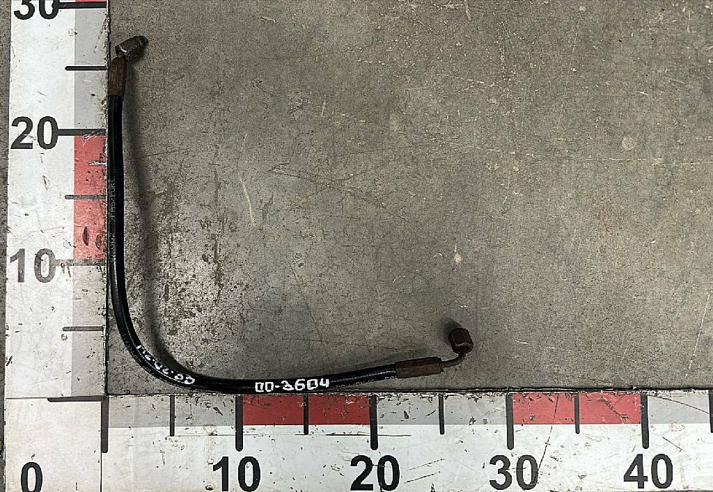 Шланг насоса подъема кабины б/у