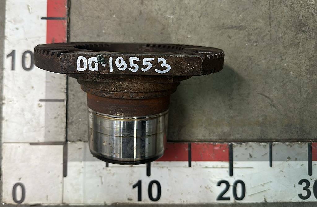 Фланец коробки передач б/у