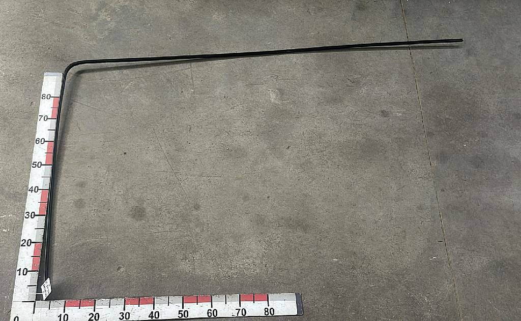 Карниз штор лобового стекла левый б/у