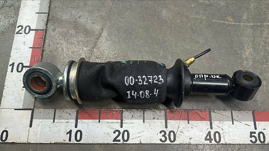 Подушка кабины передняя б/у