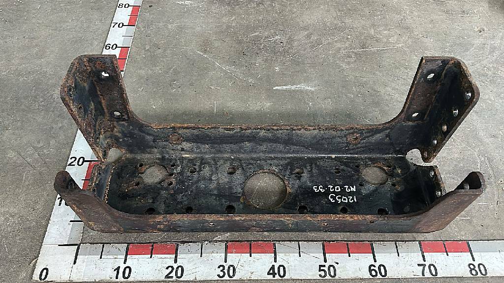 Траверса рамы задняя б/у