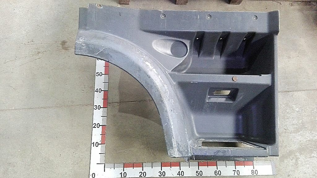 Корпус ступеней правый б/у