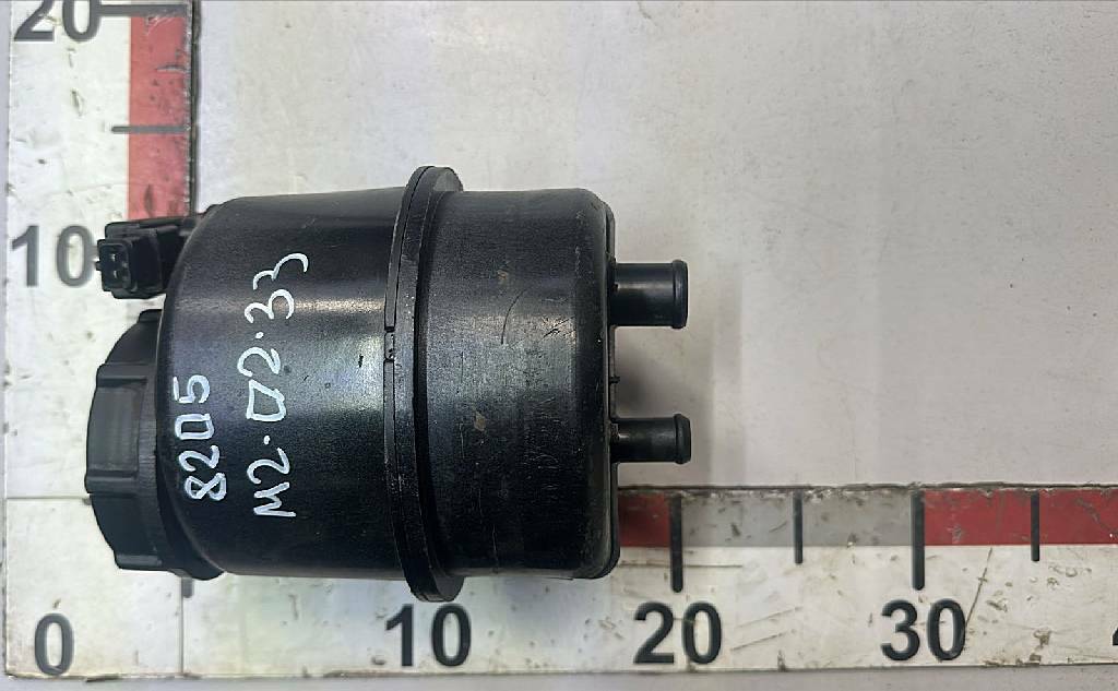 Бачок ГУРа б/у