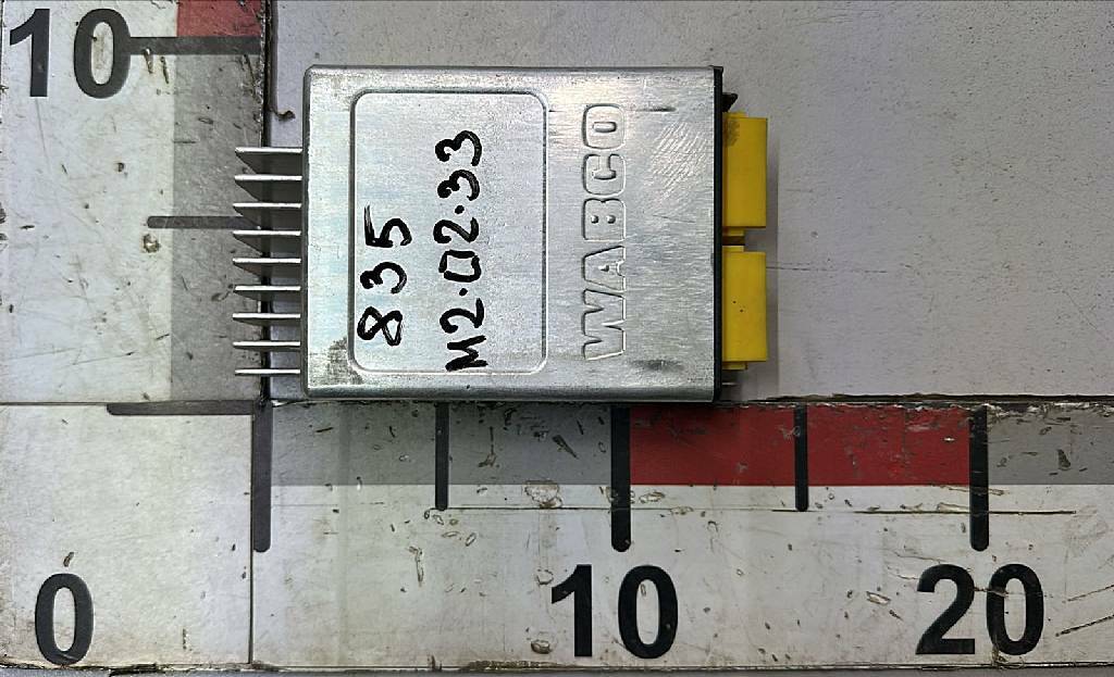 Блок управления подвеской б/у