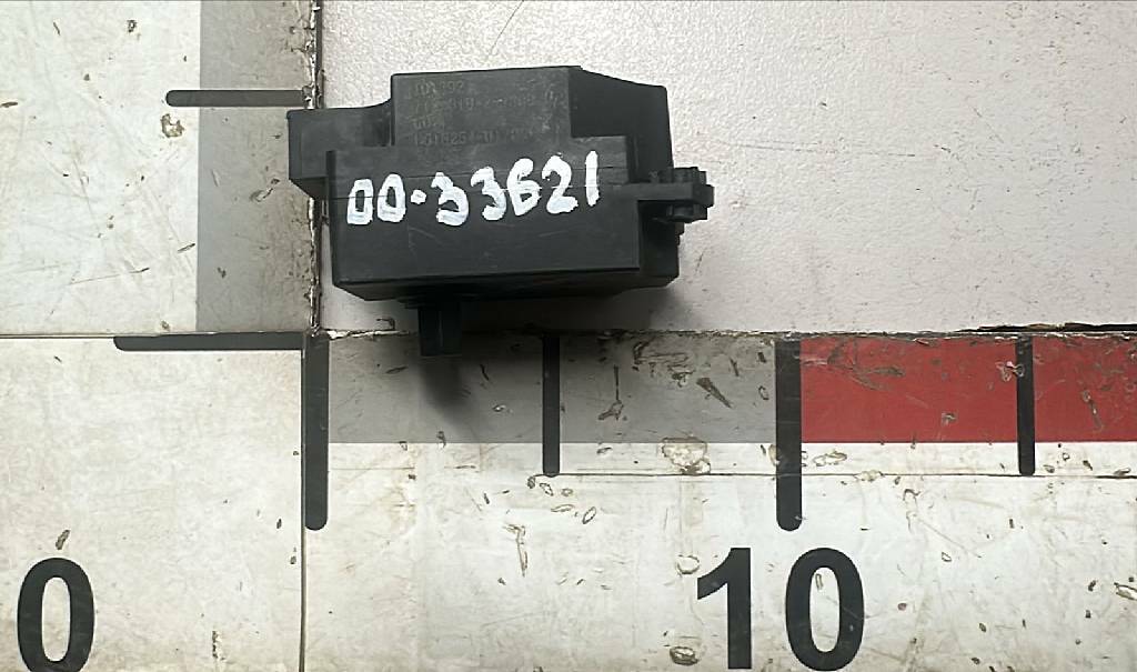 Моторчик заслонки печки б/у